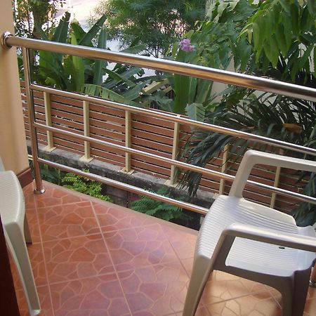 Smile Home Patong Exterior foto